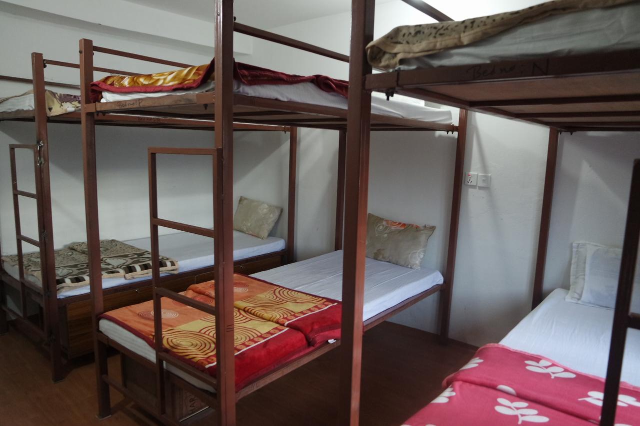 Pokhara Youth Hostel Ngoại thất bức ảnh