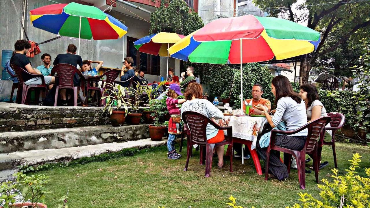 Pokhara Youth Hostel Ngoại thất bức ảnh