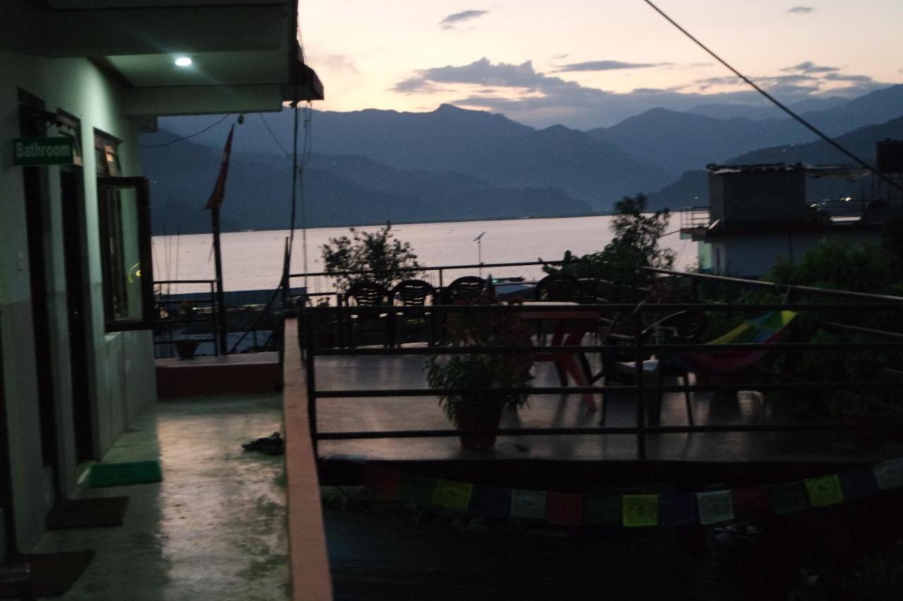 Pokhara Youth Hostel Ngoại thất bức ảnh